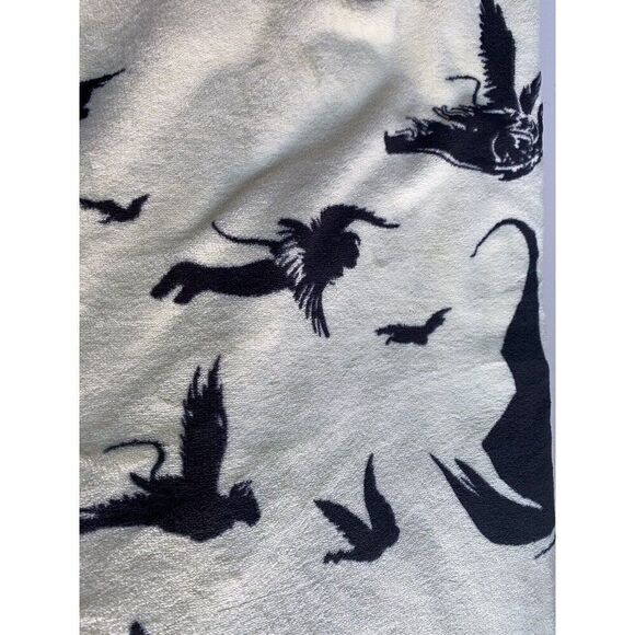 The Wizard Of Oz Wicked Witch 60 X 70" Green Throw Blanket Flying Monkeys NEW - Picture 15 of 16